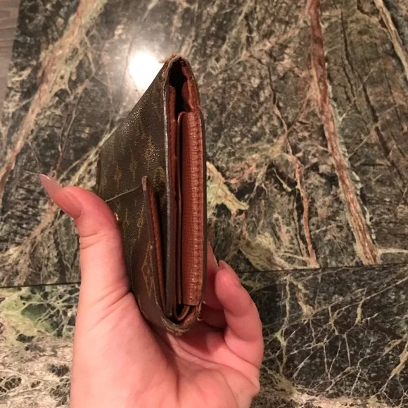 TRADED Louis Vuitton wallet - Picture 4 of 8